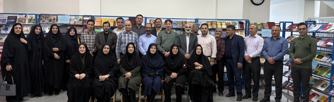 اختتامیه نمایشگاه کتاب - کتابخانه مرکزی و تامین منابع علمی دانشگاه کاشان (۱۴۰۴/۷/۹)
